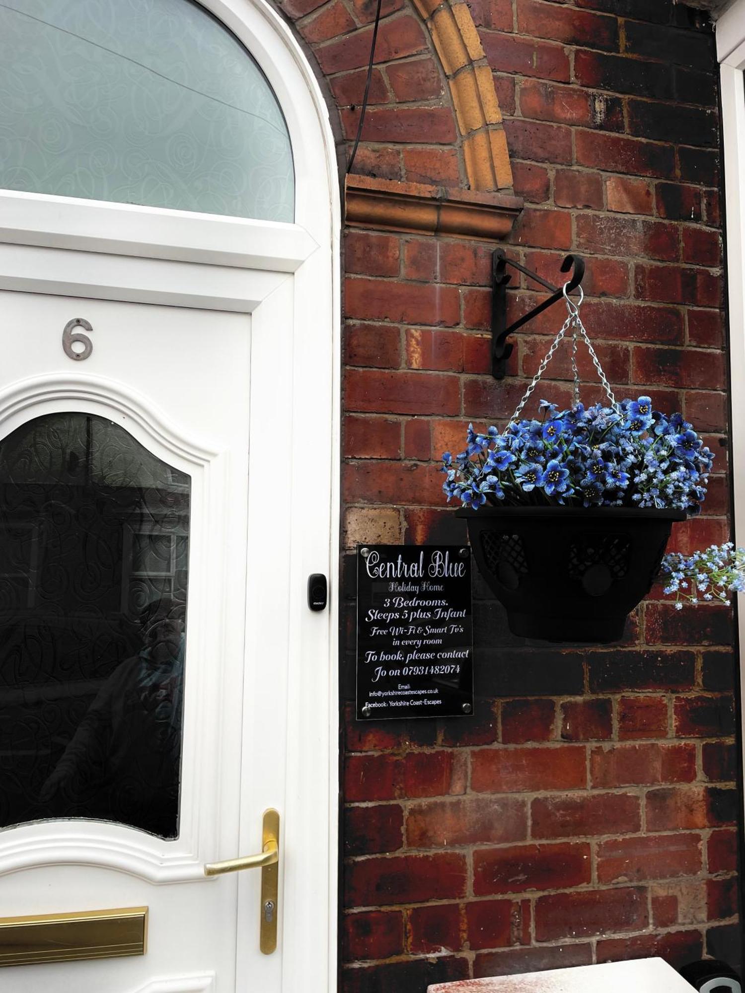 Central Blue Holiday Home. Bridlington Extérieur photo