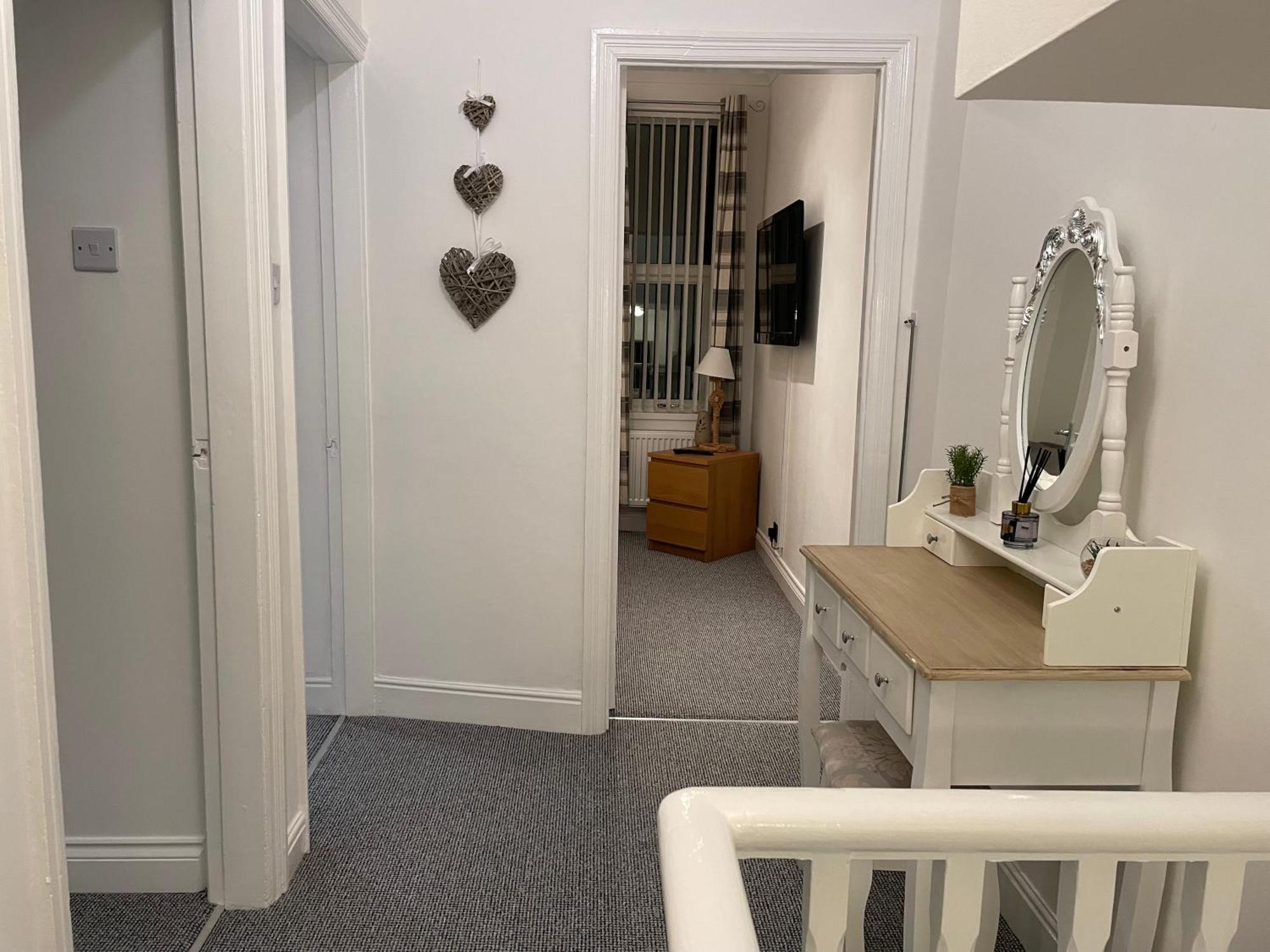 Central Blue Holiday Home. Bridlington Extérieur photo